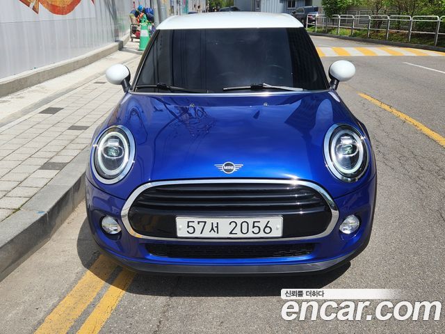 MINI Cooper 5Door Standard 3rd