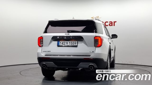 Ford Explorer (VI) 2.3 LimIted 4WD 2020 — фото 4