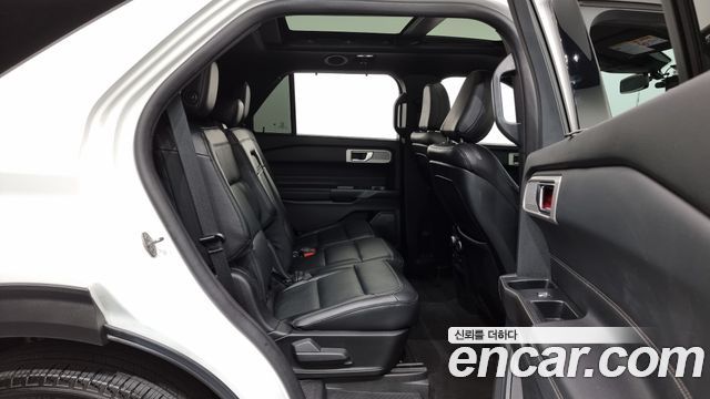 Ford Explorer (VI) 2.3 LimIted 4WD 2020 — фото 16