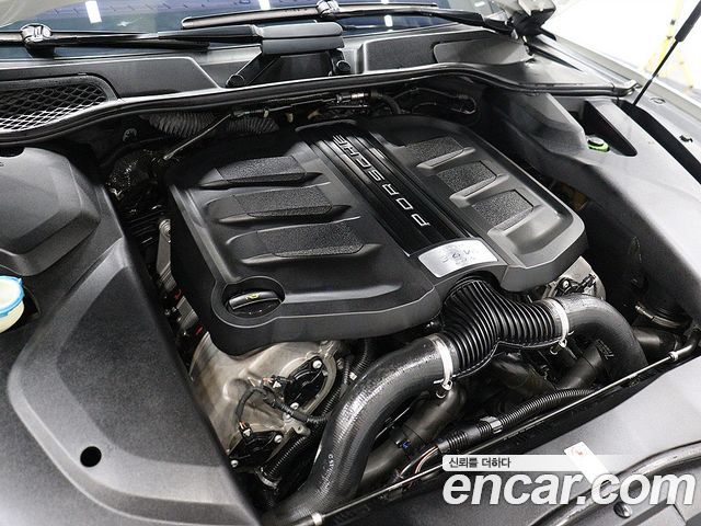 Porsche Cayenne 3.6 GTS 958 2018 — фото 23