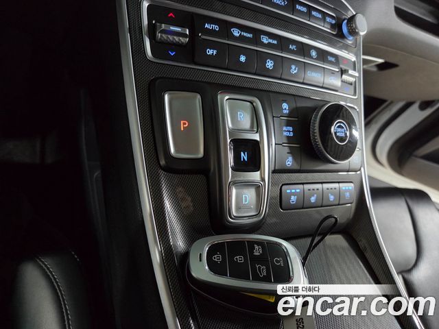 Hyundai Santa Fe Diesel 2.2 2WD Premium 2021 — фото 9