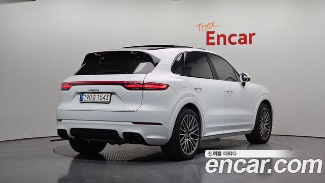 Porsche Cayenne (PO536) 3.0 PLATINUM EDITION 2023 — фото 2