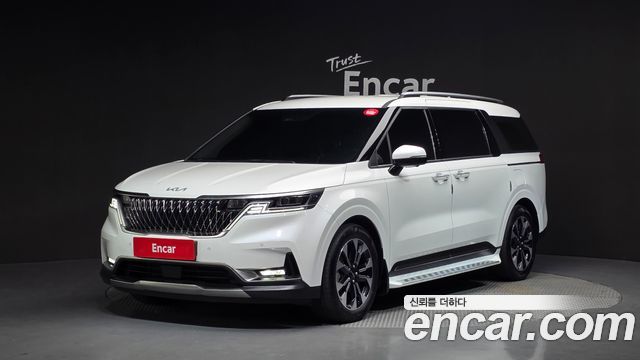 Kia Carnival (IV) Gasoline 7-Seater Signature 2023 — фото 1