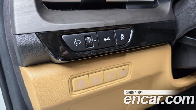 Kia Carnival (IV) Gasoline 7-Seater Signature 2023 — фото 13