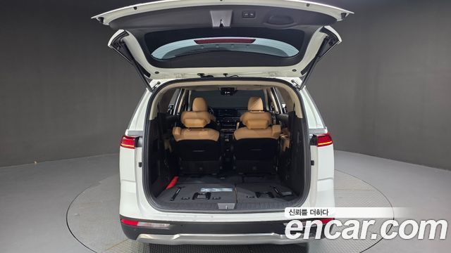 Kia Carnival (IV) Gasoline 7-Seater Signature 2023 — фото 20