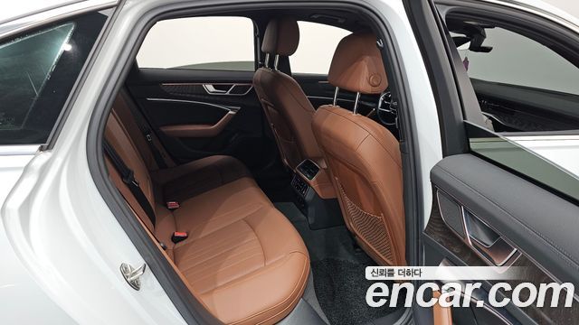 Audi A6 (C8) 40 TDI Quattro Premium 2023 — фото 12