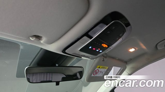 Hyundai Santa Fe Diesel 2.2 4WD Premium Choice 2021 — фото 18