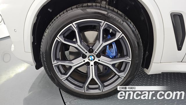 BMW X5 (G05) xDrive 40i M Sport 2022 — фото 5