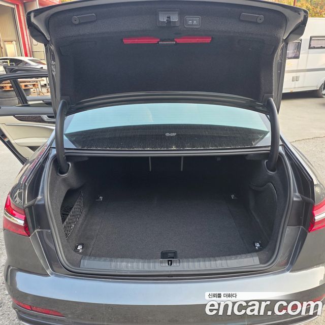 Audi A6 (C8) 45 TDI Quattro Premium 2021 — фото 18