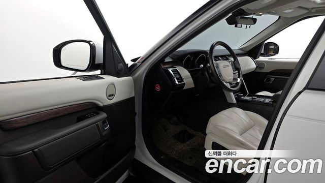 Land Rover Discovery 5 3.0 TD6 HSE 2017 — фото 10