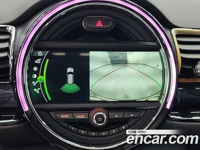 MINI Cooper D Clubman High 2nd 2017 — фото 20