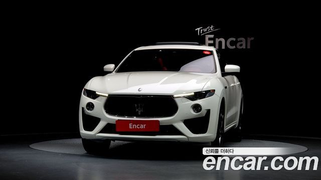 Maserati Levante 3.8 GTS AWD 2019 — фото 3