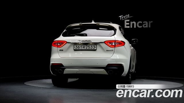 Maserati Levante 3.8 GTS AWD 2019 — фото 4