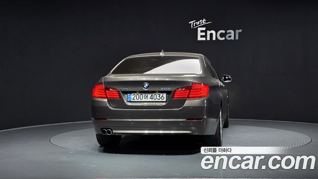 BMW 5 Series (F10) 528i xDrive 2013 — фото 4