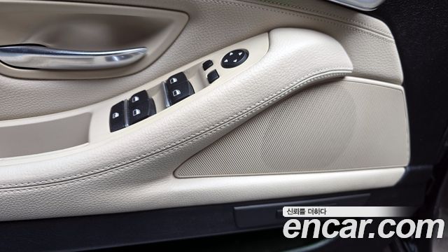 BMW 5 Series (F10) 528i xDrive 2013 — фото 17