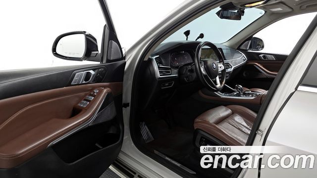 BMW X7 (G07) xDrive 40i Design Pure Excellence 7-Seater 2021 — фото 10