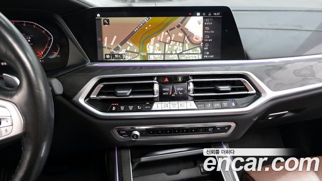 BMW X7 (G07) xDrive 40i Design Pure Excellence 7-Seater 2021 — фото 14