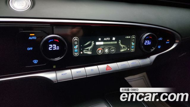 Genesis GV70 2.5T Gasoline AWD 2024 — фото 19