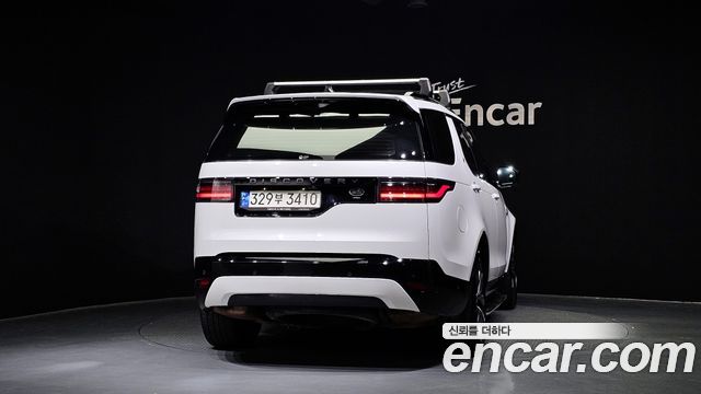 Land Rover Discovery 5 P360 R-Dynamic SE 2022 — фото 4