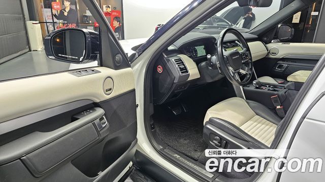 Land Rover Discovery 5 P360 R-Dynamic SE 2022 — фото 10