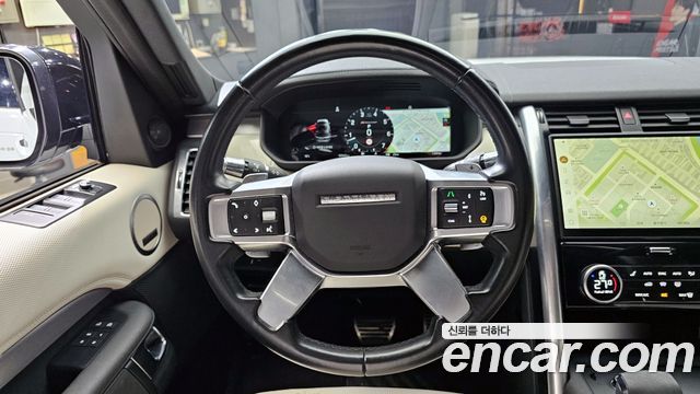Land Rover Discovery 5 P360 R-Dynamic SE 2022 — фото 13