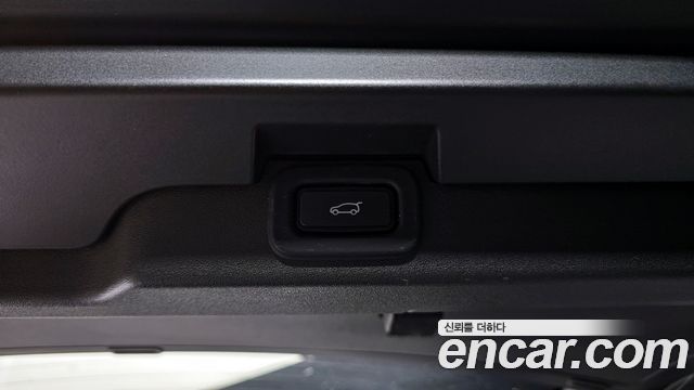 Land Rover Discovery 5 P360 R-Dynamic SE 2022 — фото 18