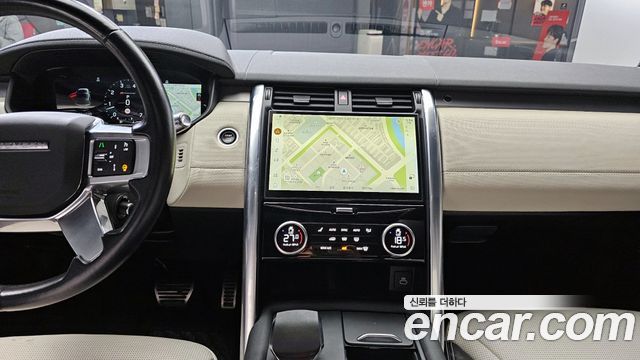 Land Rover Discovery 5 P360 R-Dynamic SE 2022 — фото 19