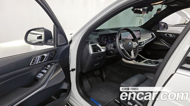 BMW X7 (G07) xDrive 40i Design Pure Excellence 7-Seater 2025 — фото 10