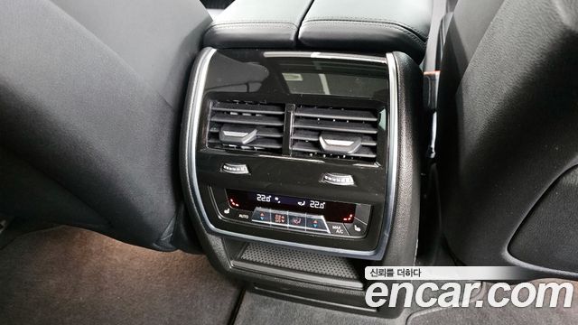 BMW X7 (G07) xDrive 40i Design Pure Excellence 7-Seater 2025 — фото 19