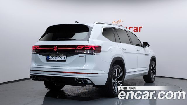 Volkswagen Atlas 2.0 TSI R-LINE 7-Seater 2025 — фото 2
