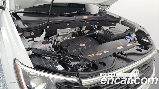 Volkswagen Atlas 2.0 TSI R-LINE 7-Seater 2025 — фото 6