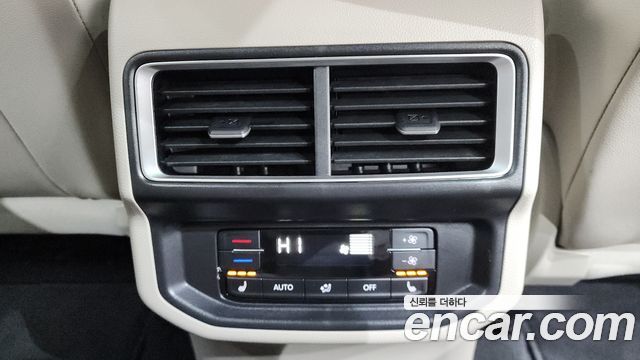 Volkswagen Atlas 2.0 TSI R-LINE 7-Seater 2025 — фото 23