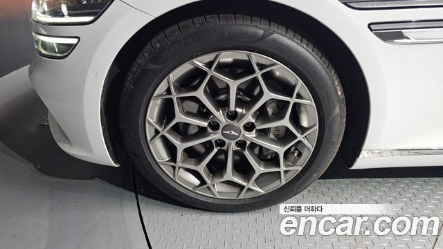 Genesis G80 (RG3) Gasoline 3.5 Turbo AWD 2022 — фото 5
