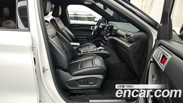 Ford Explorer (VI) 3.0 Platinum 4WD 2021 — фото 11