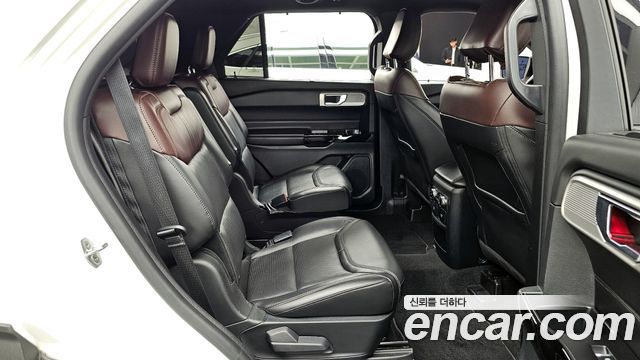 Ford Explorer (VI) 3.0 Platinum 4WD 2021 — фото 12
