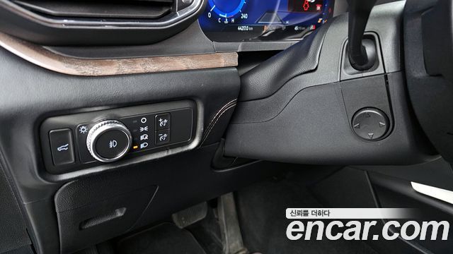 Ford Explorer (VI) 3.0 Platinum 4WD 2021 — фото 14