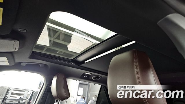 Ford Explorer (VI) 3.0 Platinum 4WD 2021 — фото 19