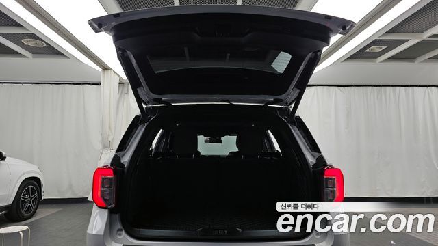 Ford Explorer (VI) 3.0 Platinum 4WD 2021 — фото 20