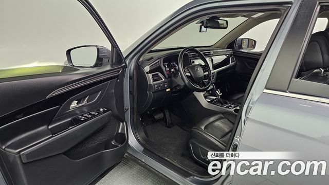 KG Mobility (SsangYong) Beautiful Korando Gasoline 1.5 2WD C5 Plus 2022 — фото 11