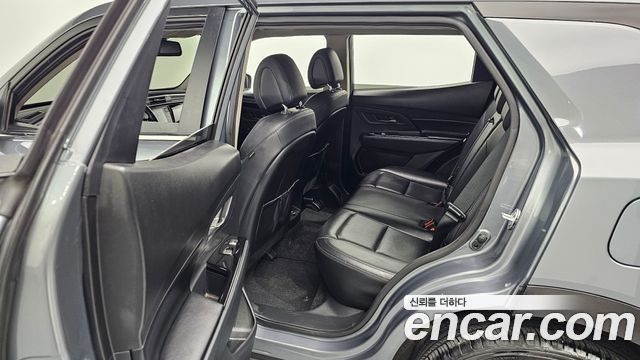 KG Mobility (SsangYong) Beautiful Korando Gasoline 1.5 2WD C5 Plus 2022 — фото 12