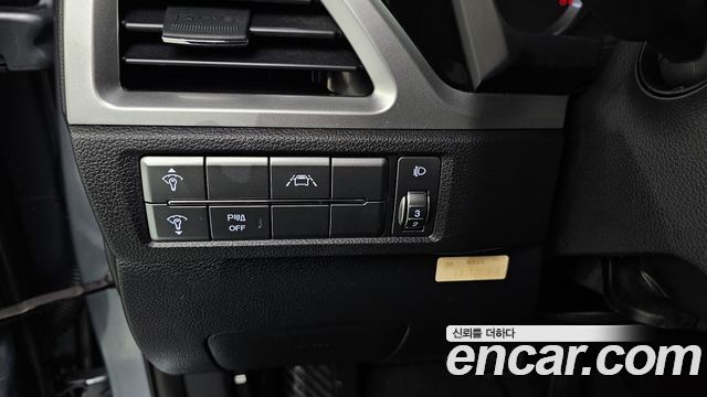 KG Mobility (SsangYong) Beautiful Korando Gasoline 1.5 2WD C5 Plus 2022 — фото 17