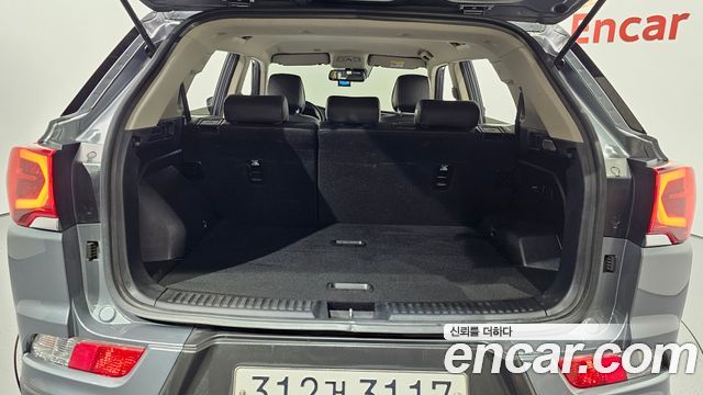 KG Mobility (SsangYong) Beautiful Korando Gasoline 1.5 2WD C5 Plus 2022 — фото 20
