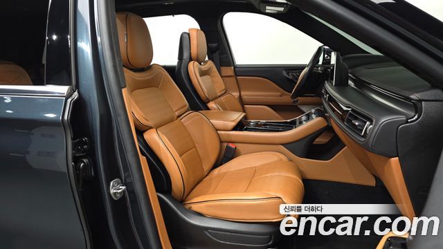 Lincoln Aviator (II) 3.0 Black Label AWD 2022 — фото 10