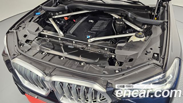 BMW X6 (G06) xDrive40i M Sport 2022 — фото 6