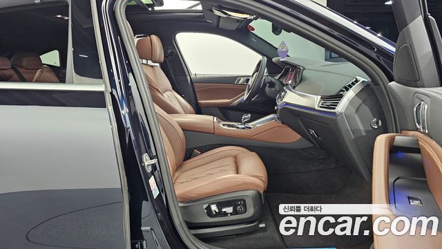 BMW X6 (G06) xDrive40i M Sport 2022 — фото 10