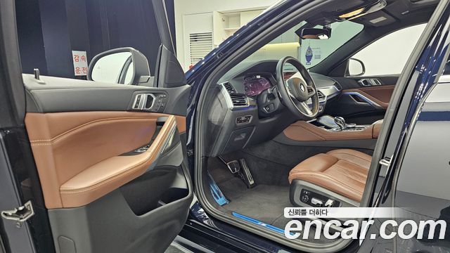 BMW X6 (G06) xDrive40i M Sport 2022 — фото 11