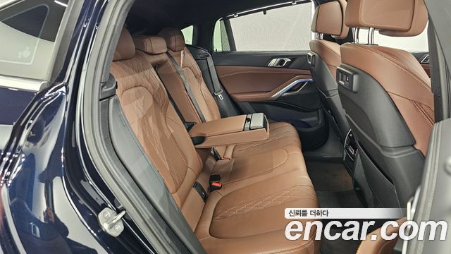 BMW X6 (G06) xDrive40i M Sport 2022 — фото 12