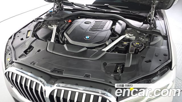 BMW 7 Series (G11) 740Li xDrive M Sport Package 2021 — фото 6