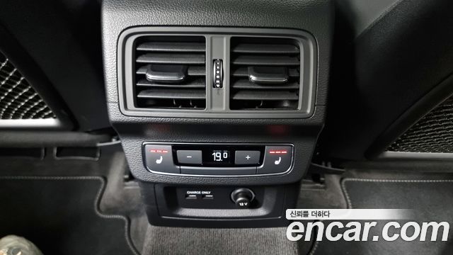 Audi SQ5 (FY) 3.0 TFSI Quattro 2021 — фото 23
