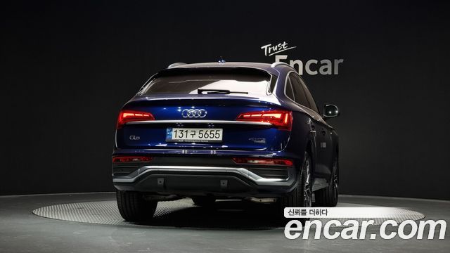 Audi Q5 (FY) 40 TDI Quattro Sportback Premium 2022 — фото 4